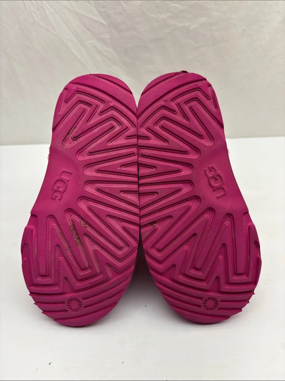UGG pink kids